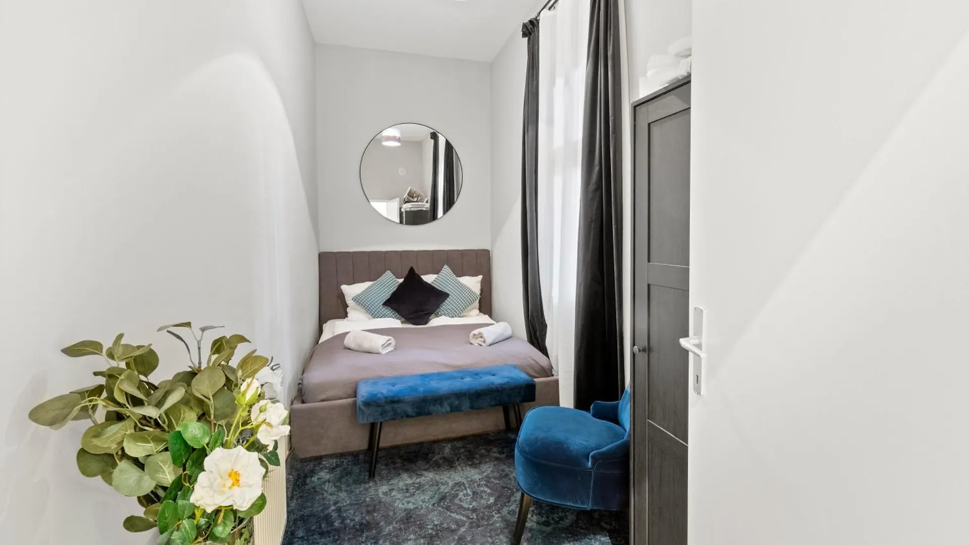 Apartmán Three Bedrooms - 80 M2 - 2 Min To U4 Meidlinger Hauptstrasse Vídeň Rakousko